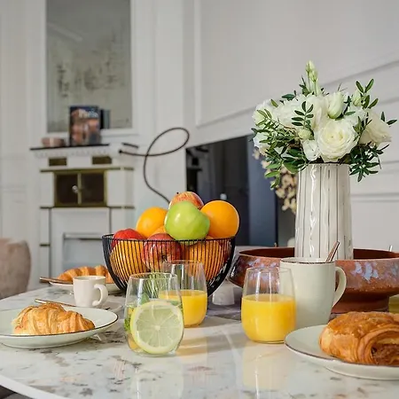 3-bedroom Luxurious Family Flat - Vendome- With Ac * 巴黎