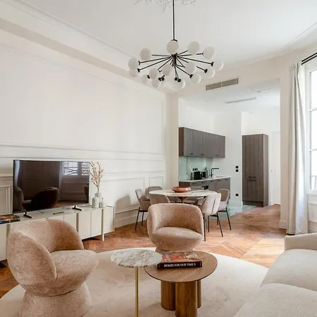 3-bedroom Luxurious Family Flat - Vendome- With Ac