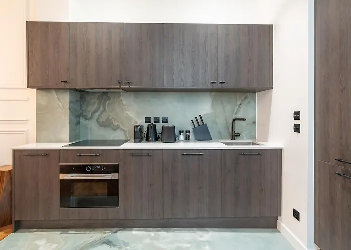 3-bedroom Luxurious Family Flat - Vendome- With Ac 아파트 파리